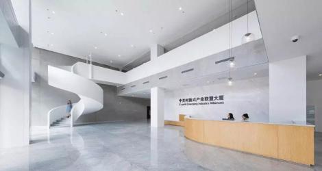 成都海倫天麓銷售中心，東方優(yōu)雅與現(xiàn)代融合的空間縮影！